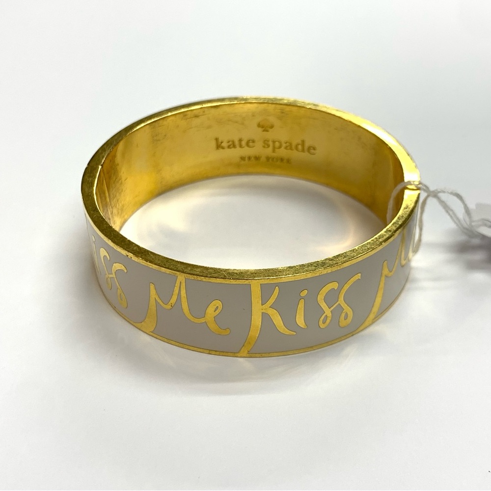 Kate Spade Kiss Me Bangle